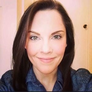 Meet your Posher, Leila